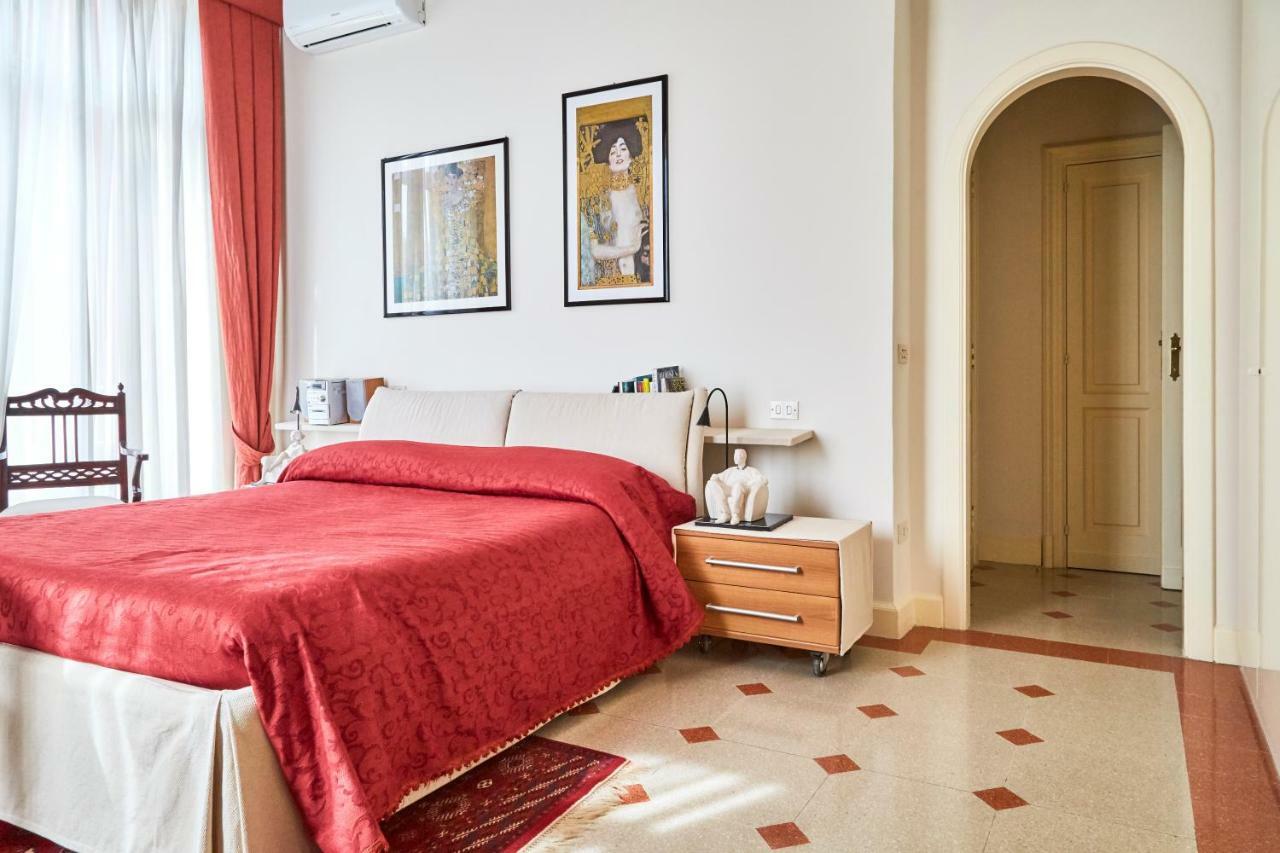 Suite Klimt P.Zza Amedeo Nápoles Exterior foto